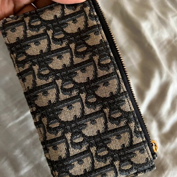 Dior small purse - Picture 3 of 9